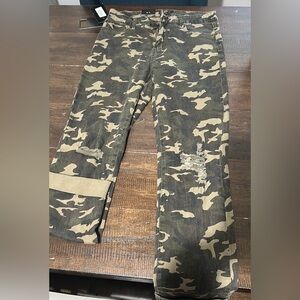 L&M Camo Distressed Jeans